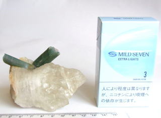 パライバトルマリン原石